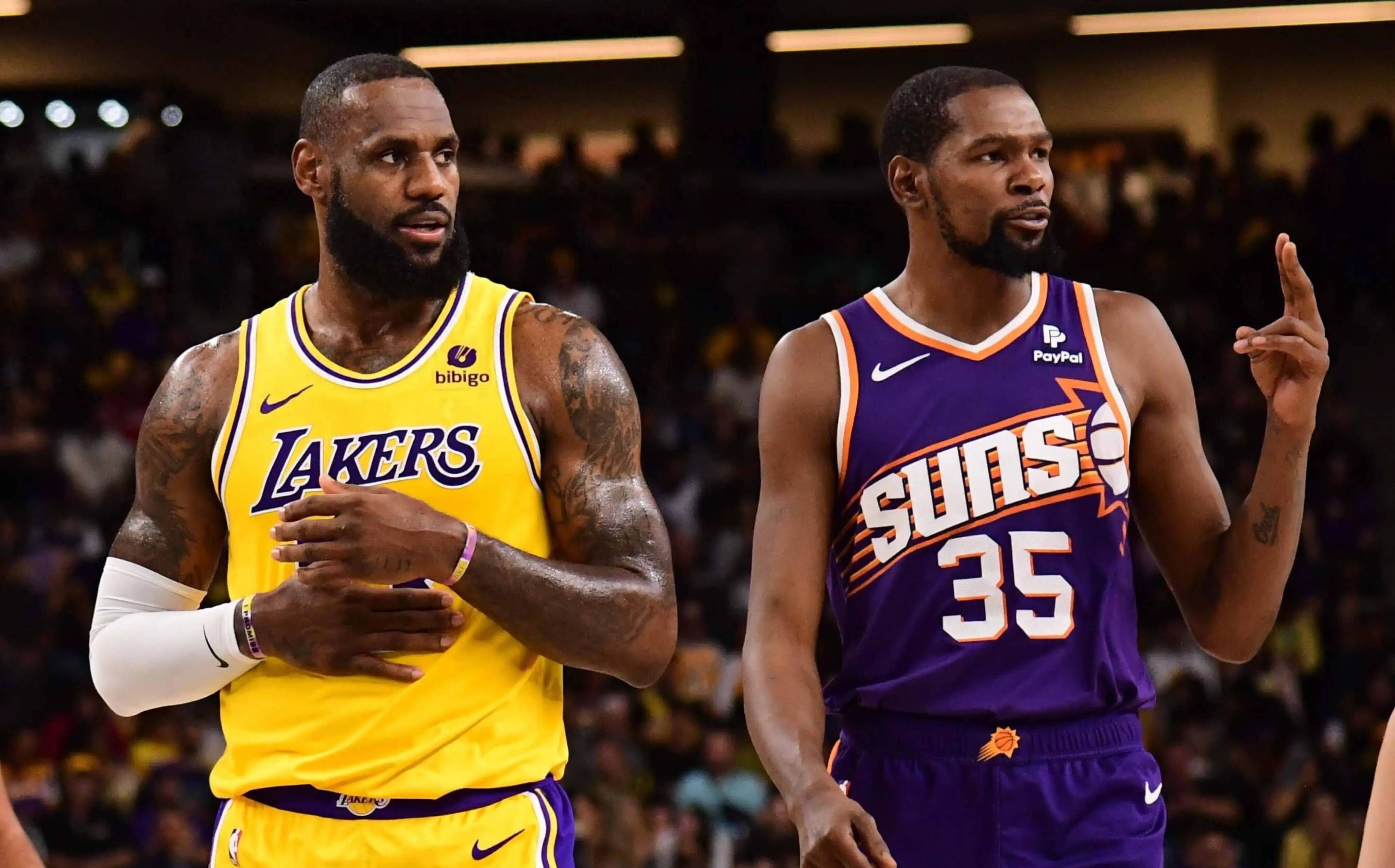 开云体育入口-关于杜兰特重返赛场，大比分获胜首场状态出色，G2观众沸腾！再创辉煌时刻的信息