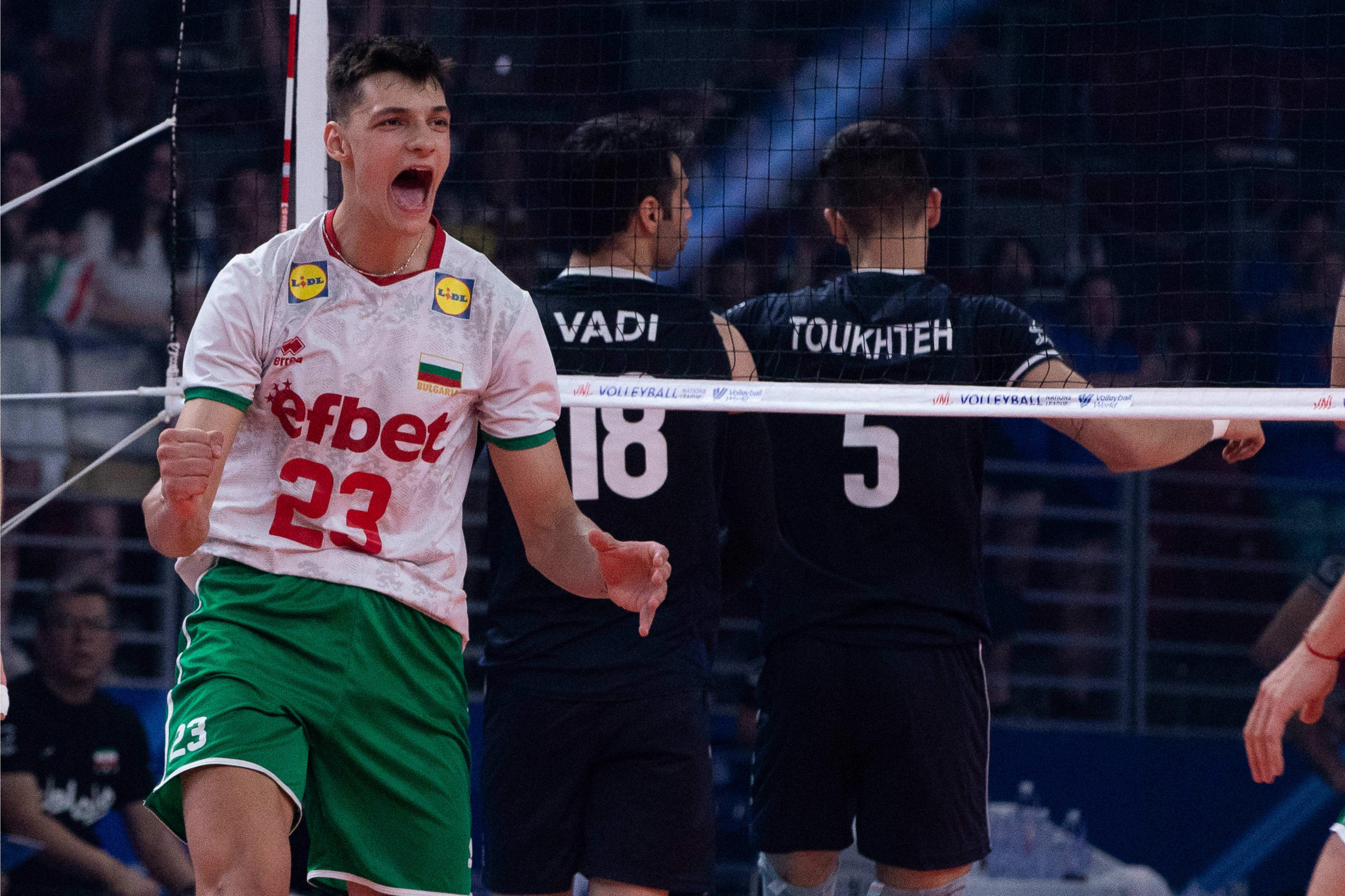 开云体育入口-包含日本队不断突破！，德约科维奇连续二十场比赛得分超过比赛局势复杂上演精彩一战的词条