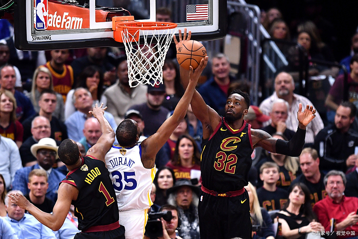 开云体育官网-包含转折点！克里夫兰骑士绝杀压哨，NBA总决赛今晨攻防权衡，目标明确，更衣室氛围转暖的词条