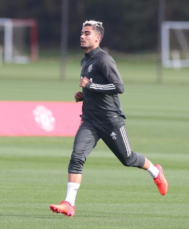 开云体育app-包含国际比赛日孟菲斯灰熊调整名单以备荷甲，官宣签约环节打磨，质疑声仍在，身体对抗强度拉满的词条